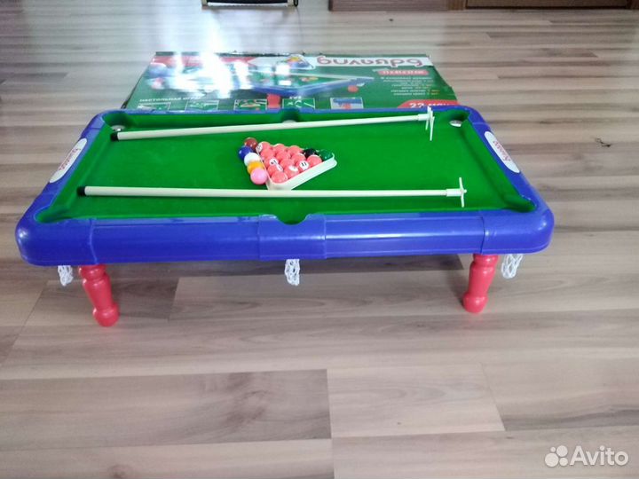 Игра бильярд