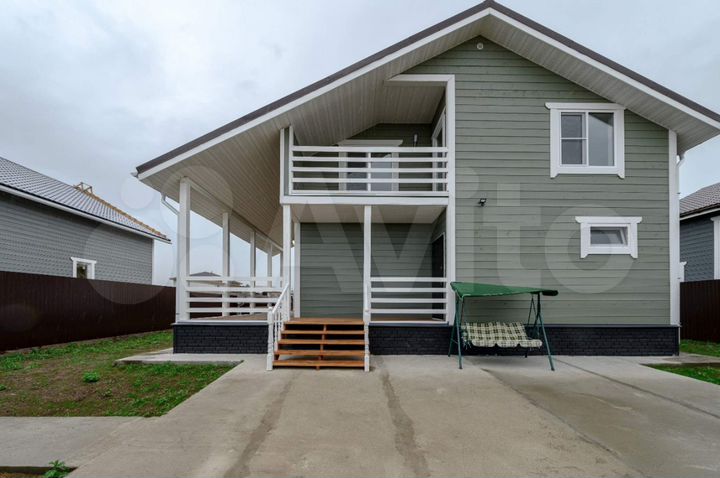 Коттедж 185 м² на участке 6 сот.