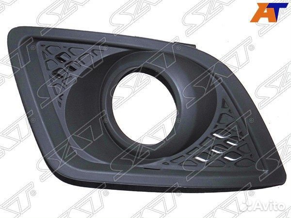 Оправа птф Ford Fiesta 05-08 (Справа)