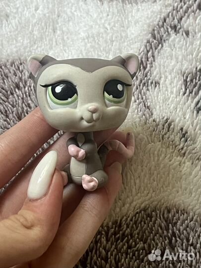 Littlest pet shop