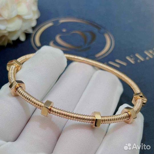 Браслет Cartier Ecrou De Cartier