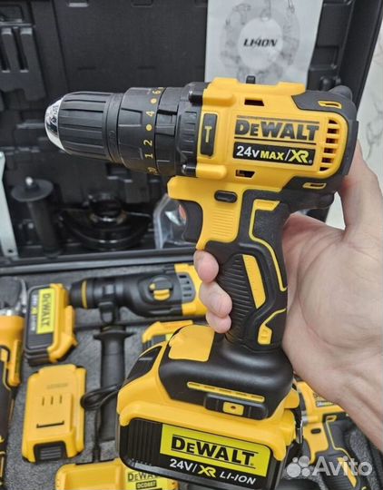 Dewalt 4 в 1 набор инструментов