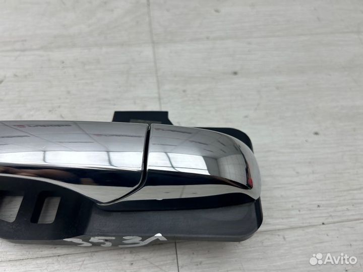 Ручка двери задняя левая Jeep Grand Cherokee WK2