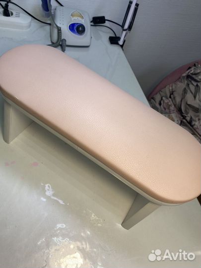 Подставка для рук маникюрная