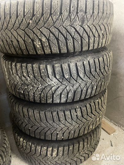 Triangle IceLink Trin PS01 215/55 R17