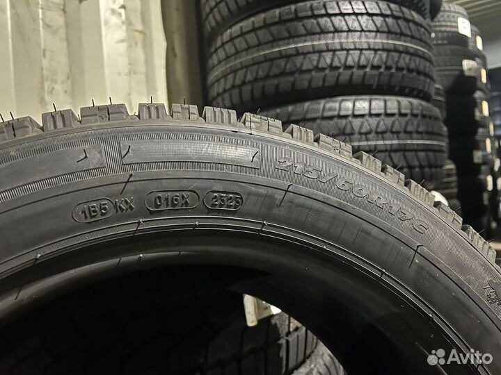 Michelin Agilis Alpin 215/60 R17C 102H