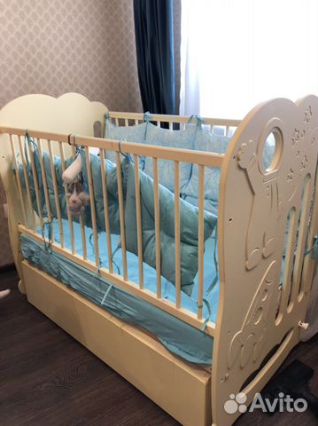 Детская кроватка