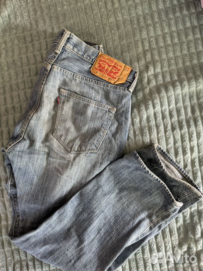 Джинсы levis