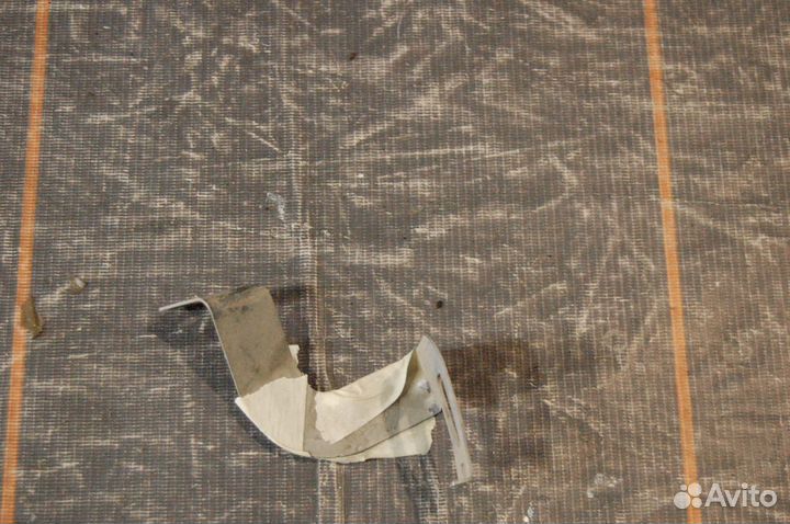 Кронштейн шумоизоляции-Mercedes-Benz GLC X253