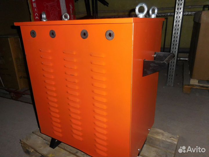 Трансформатор трехфазно-однофазный