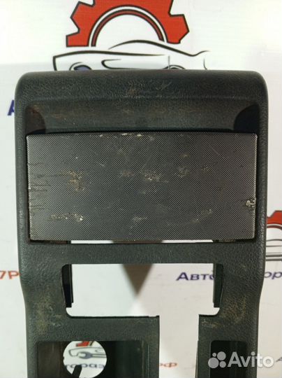 Консоль кпп Volkswagen Passat