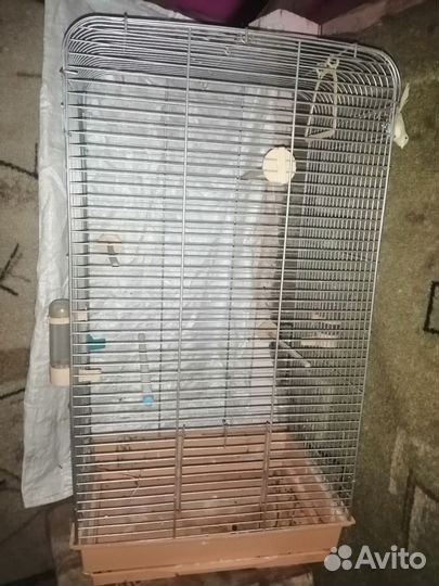 Клетка для крупного попугая