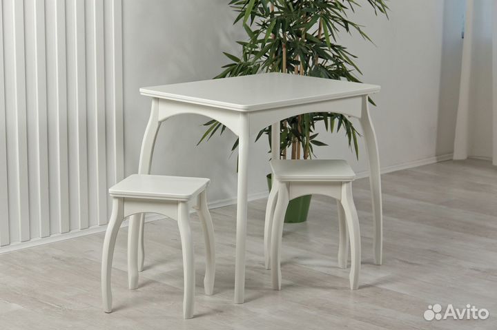 Комплект стол и стулья из массива берёзы из дерева