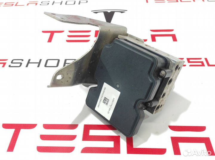 Блок ABS Tesla Model X 2019 1037797-00-D