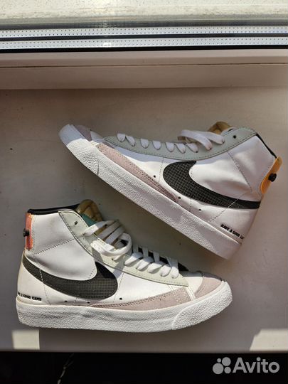 Nike blazer mid 77