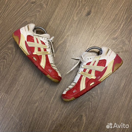 Кроссовки Asics