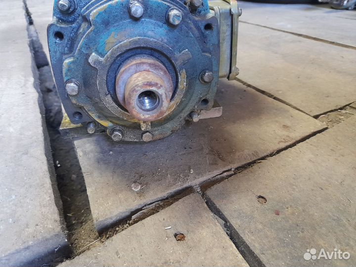 Электродвигатель 220в