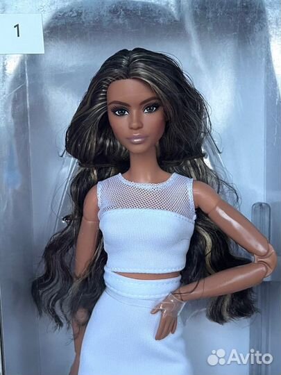 Barbie looks lina (выбор лица)