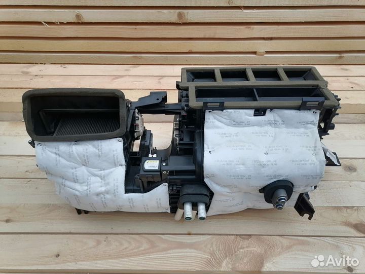 Kia quoris KH Корпус отопителя отопитель в сборе