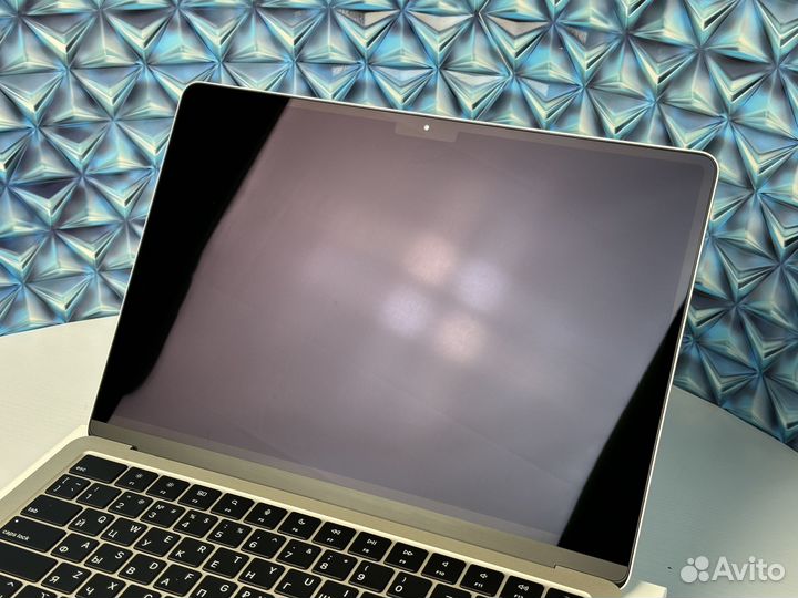 MacBook Air 13 2024 M3/16/512 Starlight с чеком