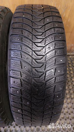 Michelin X-Ice North 3 215/65 R16 102T