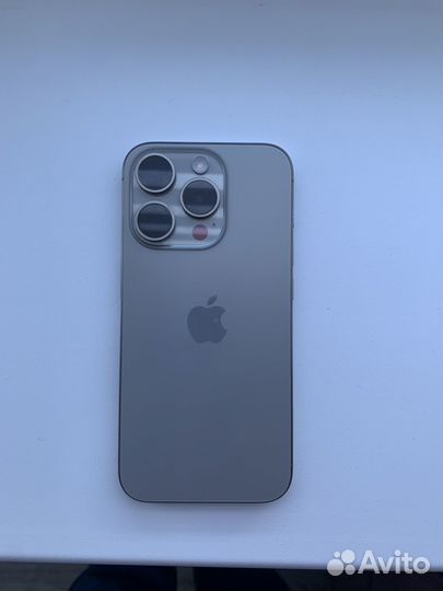 iPhone 15 Pro, 256 ГБ