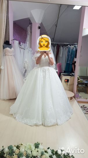 Свадебное платье