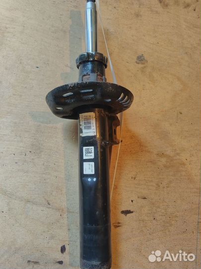 Стойки на golf 6