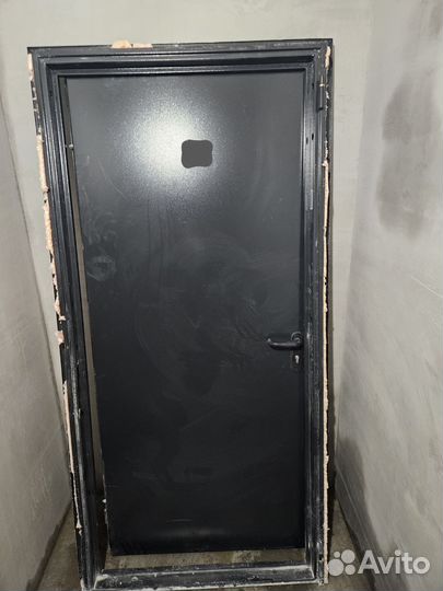 Дверь входная противопожарная 90 см