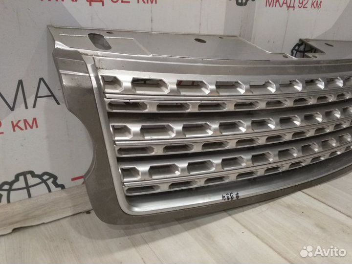 Решетка радиатора передняя Land Rover Range Rover