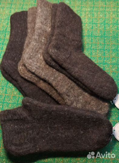 Вязаные носки и следки из овечьей шерсти