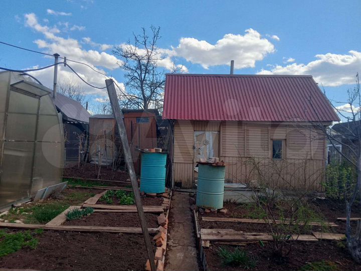 Дом 30 м² на участке 4 сот.