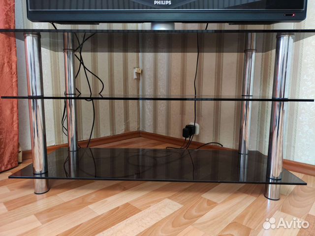 Стеклянная тумба