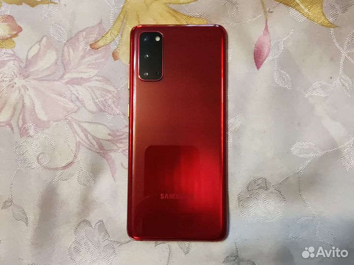Samsung Galaxy S20, 8/128 ГБ