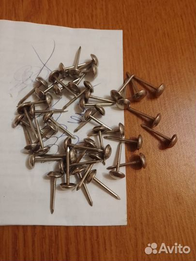 Мебельные гвозди (серебряные)