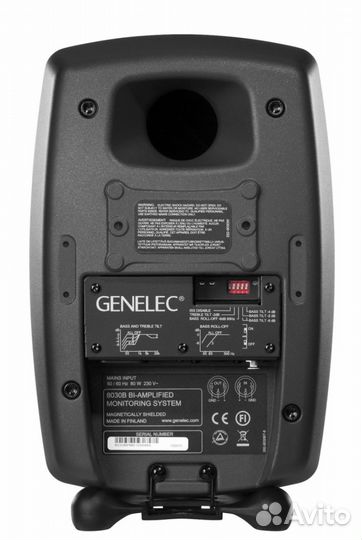 Студийный монитор ближнего поля Genelec 8030CP