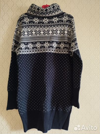 Свитер женский