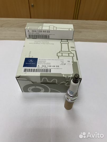 Свечи зажигания Mercedes-Benz A0041594403 original