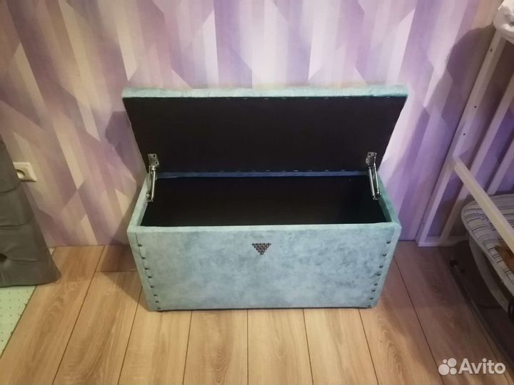 Банкетка с ящиком для хранения в наличии