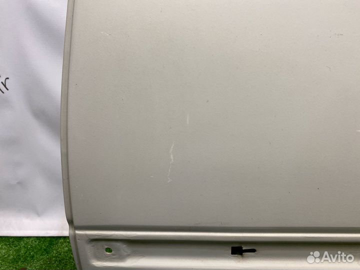 Дверь боковая задняя левая Mercedes-Benz