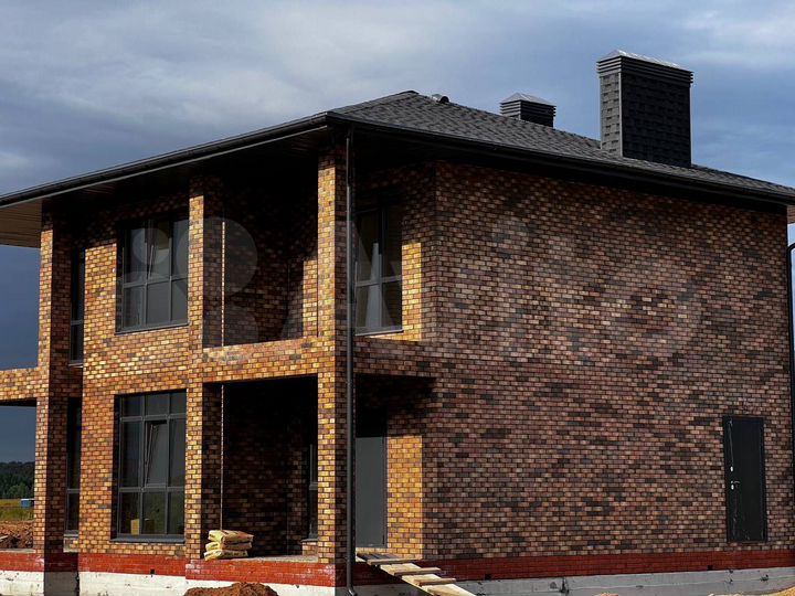 Дом 167,6 м² на участке 10 сот.