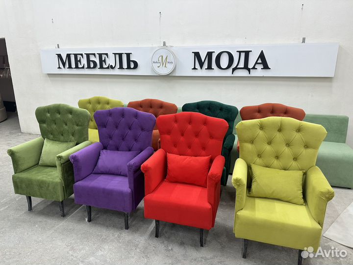 Диваны для кафе и баров 210