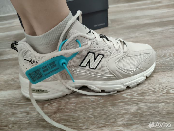 Кроссовки new balance 530 бежевые 42