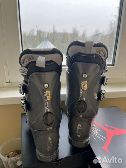 Горнолыжные ботинки женские salomon performa 5.0