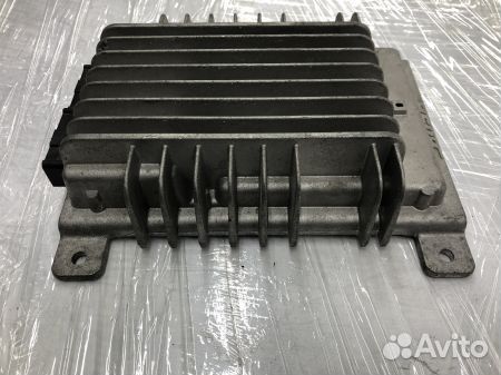 Усилитель магнитолы 28060JG40A