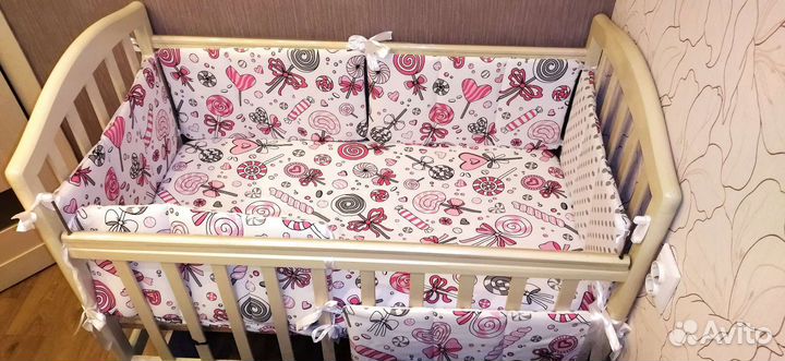 Детская кроватка