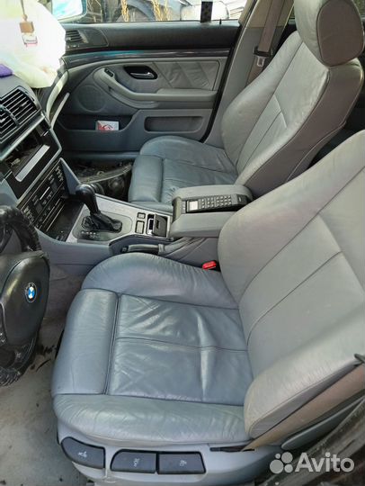 BMW E 39 2.5 бенз Кожаный салон