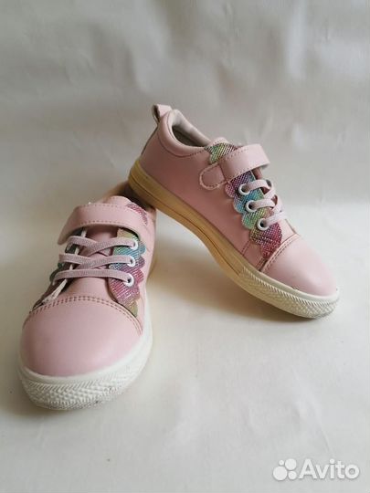 Продам обувь, туфли для девочки размер 35-36