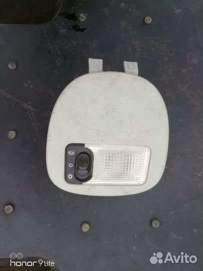 Плафон салона Пежо 206