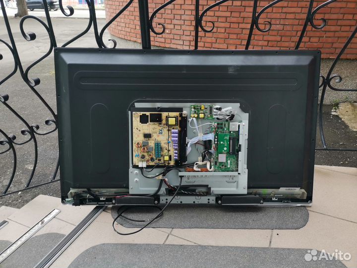 Телевизор Mystery MTV-4022LT2 (По запчастям)